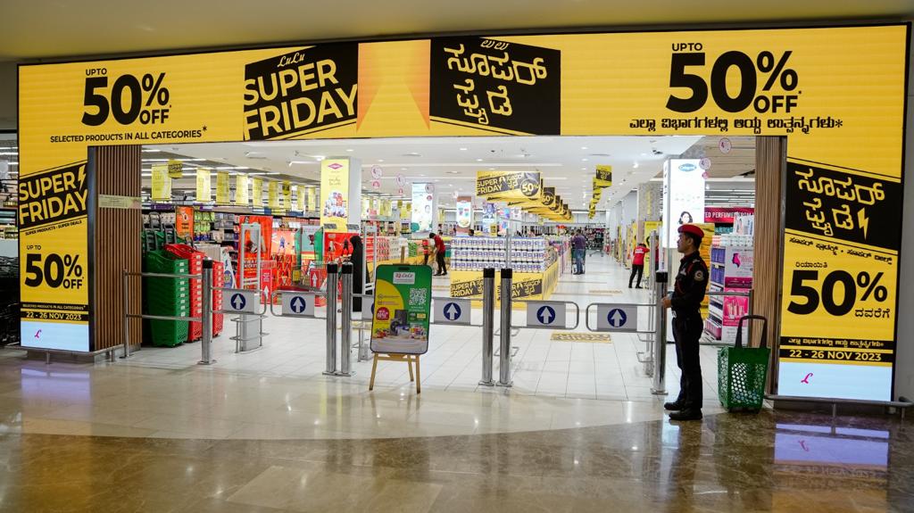 The Biggest Sale of Karnataka ‘ Super Friday’  Begins at LuLu Bengaluru ; Amazing offers up to 50 percent for Multiple Products