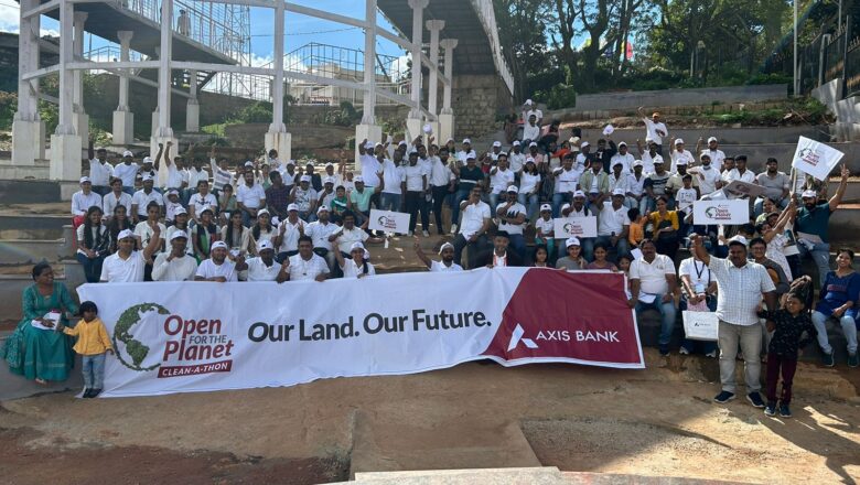 Axis Bank organizes cleanliness drive at Nandi Hills in Bangalore