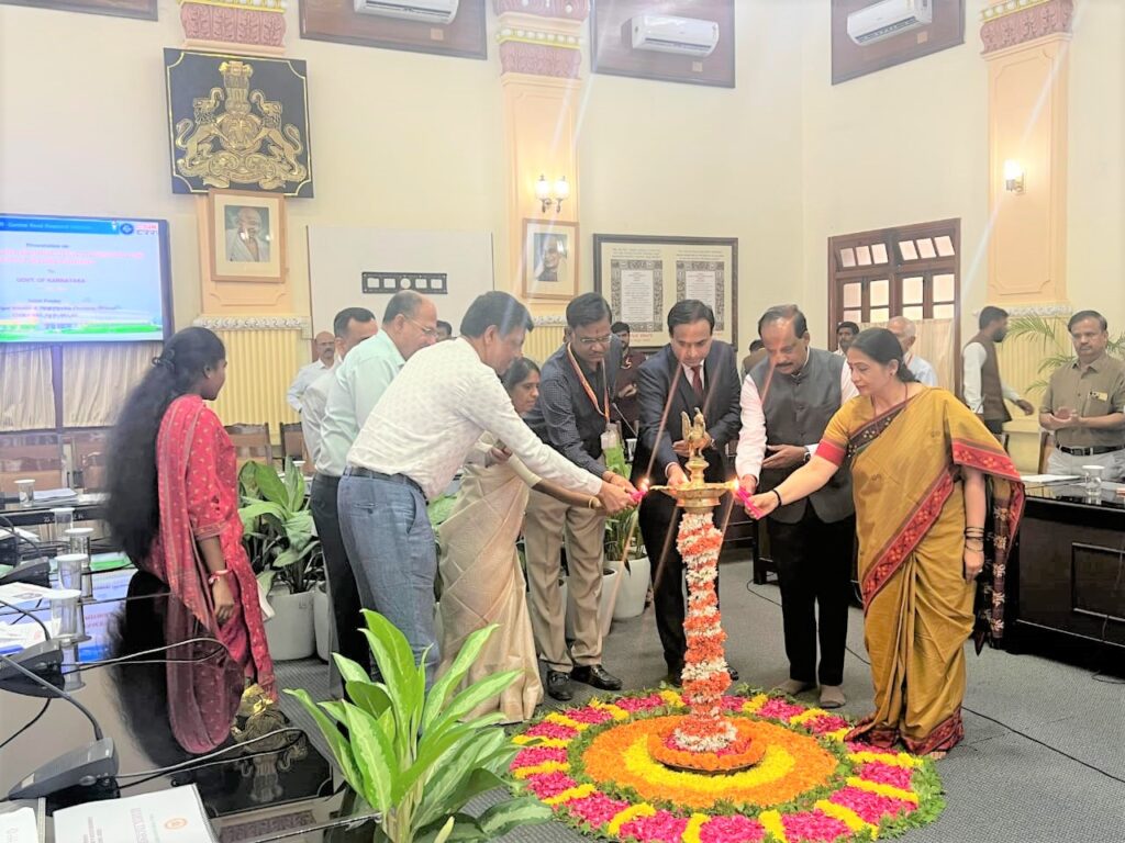 AIMING FOR POT HOLE FREE KARNATAKA – USING ECOFIX MIX