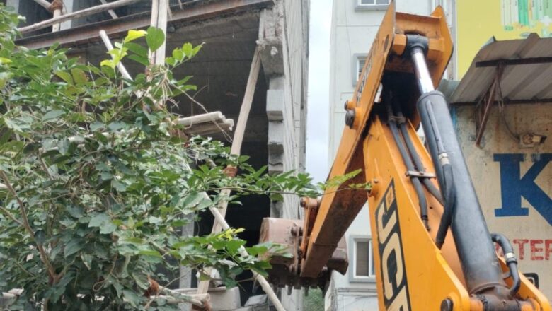 Demolition of Unauthorized Building Structures in Yelahanka Zone – 12 Buildings Cleared:  Karigowda