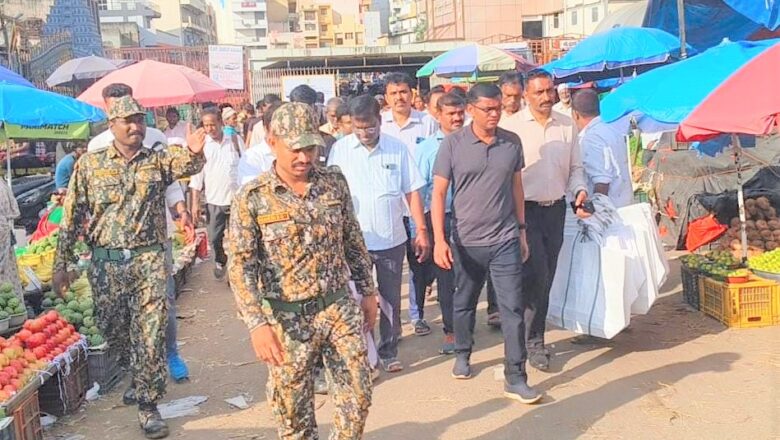 Blueprint to be Prepared for Maintaining Cleanliness Around K.R. Market: Rajendra Cholan