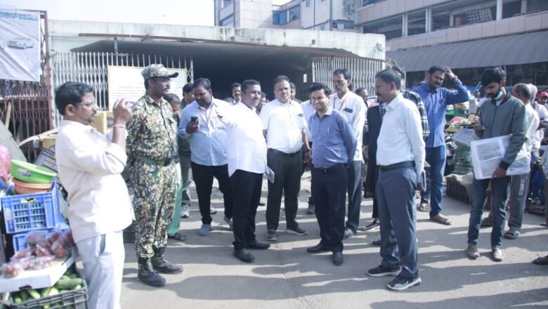 Complete K.R. Market Basement Parking Works at the Earliest: Daljit Kumar,Additional Commissioner (Development) of Bengaluru Central City Corporation