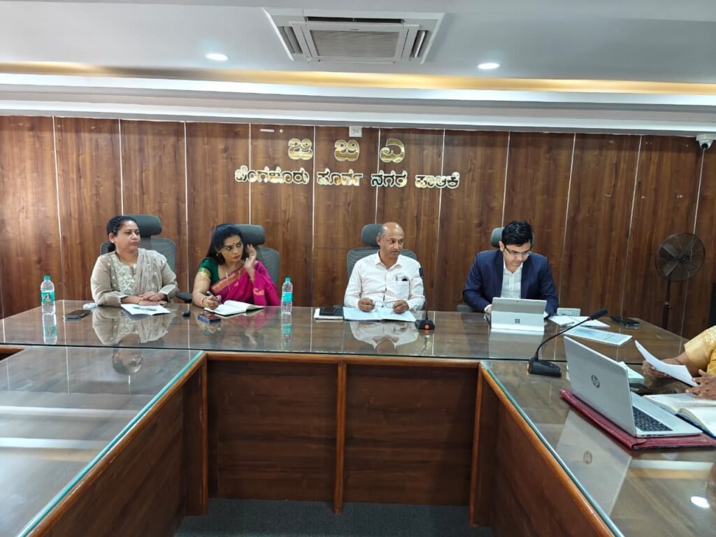 Inspect Rooftop Restaurants from Public Health and Safety Perspective–D.S. Ramesh,