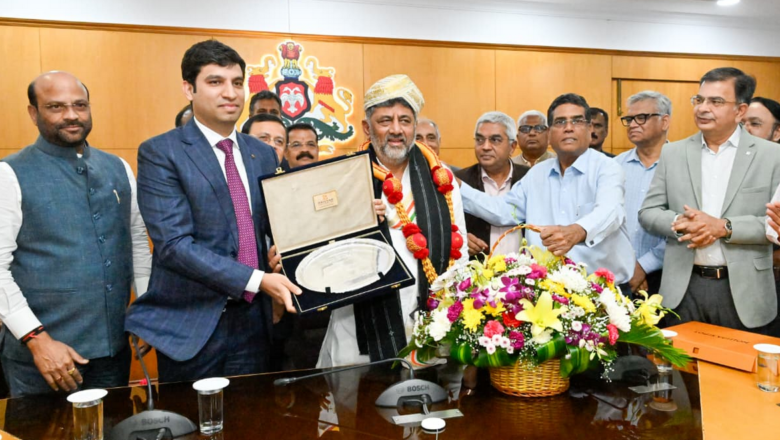 CREDAI Karnataka office bearers meet CM DK Shivakumar.