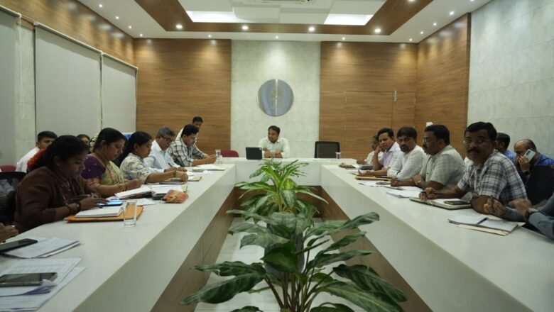 Contractor Non-Compliance: Bengaluru West Corp Slaps ₹54 Lakh Fine Over Neglected Streetlight Maintenance